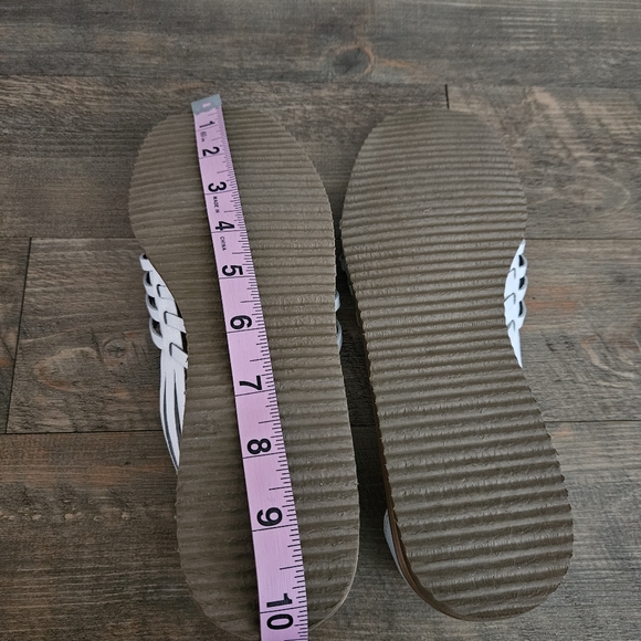 White Leather Women Sandals - Picture 10 of 12